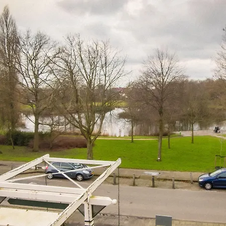 Polderhuis Panzió Bergschenhoek