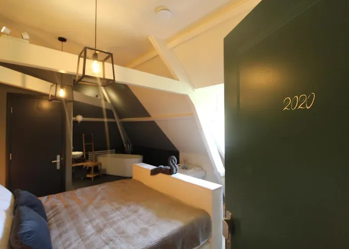 Polderhuis Bed & Breakfast 4*